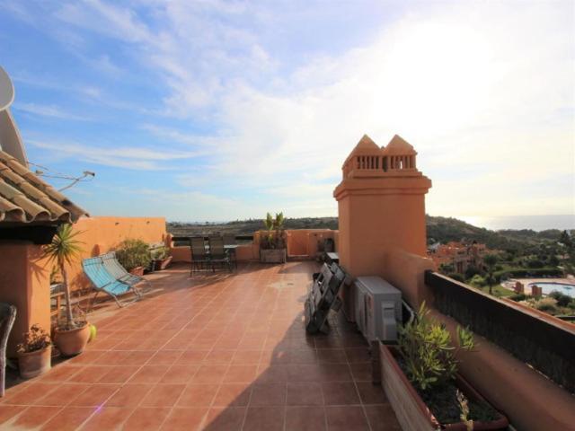 2 Bedroom Penthouse With A Private 360 Rooftop Terrace With Sea And Mountain Views Bahia de Casares Esterno foto